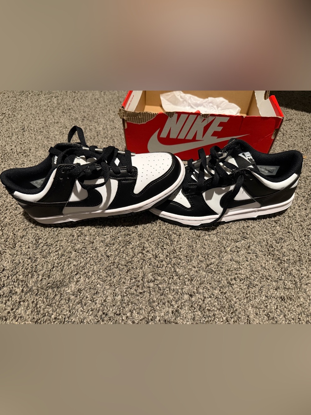 Nike Kids 4.5Y Black and White Low-Top Sneakers